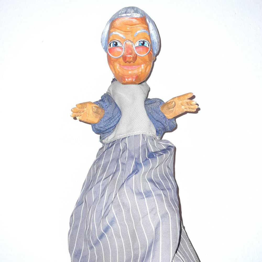 Die entführte Großmutter mit der Puppenbühne Regenbogen im Altstadttheater Köpenick