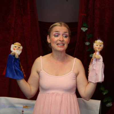 Dornröschen frei nach den Brüdern Grimm im Altstadttheater Köpenick mit Märchenelfe Anja