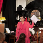 Nachtschattengeflüster mit Dana Bong im Altstadttheater Köpenick, die Komödie in Berlin