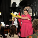 Nachtschattengeflüster mit Dana Bong im Altstadttheater Köpenick, die Komödie in Berlin