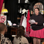 Nachtschattengeflüster mit Dana Bong im Altstadttheater Köpenick, die Komödie in Berlin