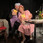 Musikalisch-kabarettistisch Lesung: "Ostsüppchen bleibt Ostsüppchen 3.0" mit Dagmar Gelbke im Altstadttheater Köpenick