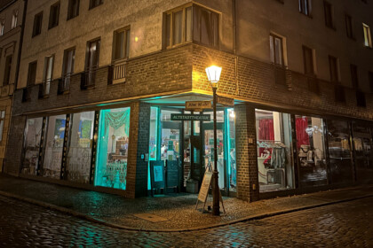 Haupteingang des Altstadttheater Köpenick am Alten Markt in Berlin-Köpenick