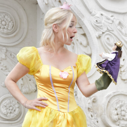 Das singende, klingende Bäumchen mit Märchenelfe Anja im Altstadttheater Köpenick