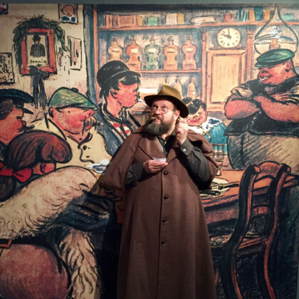 … iss doch wurscht! Zille-Programm: Das Zille-Milljöh präsentiert mit Liedern und Geschichten der Hinterhöfe Alt-Berlins und mit spielerisch gewürzter Erbswurstsuppe serviert. Sehenswert und ein Highlight für jeden Altstadt-Besuch.