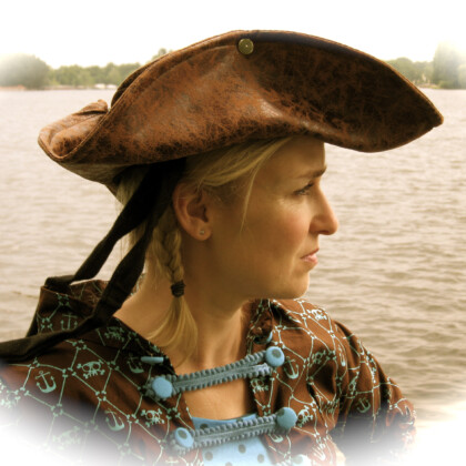 Piratenmärchen mit Märchenelfe Anja im Altstadttheater Köpenick